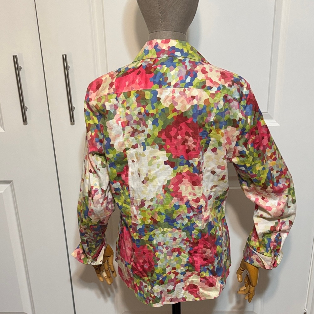 Paperwhite Multicolor Floral-Print Button-Down Shirt with French Cuffs - Picture 4 of 14